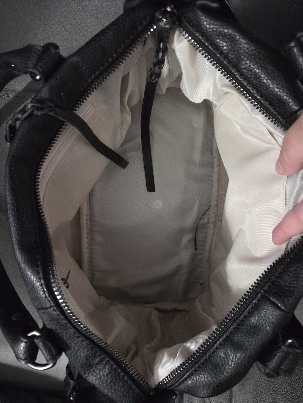 Tote - Picture 3 of 3
